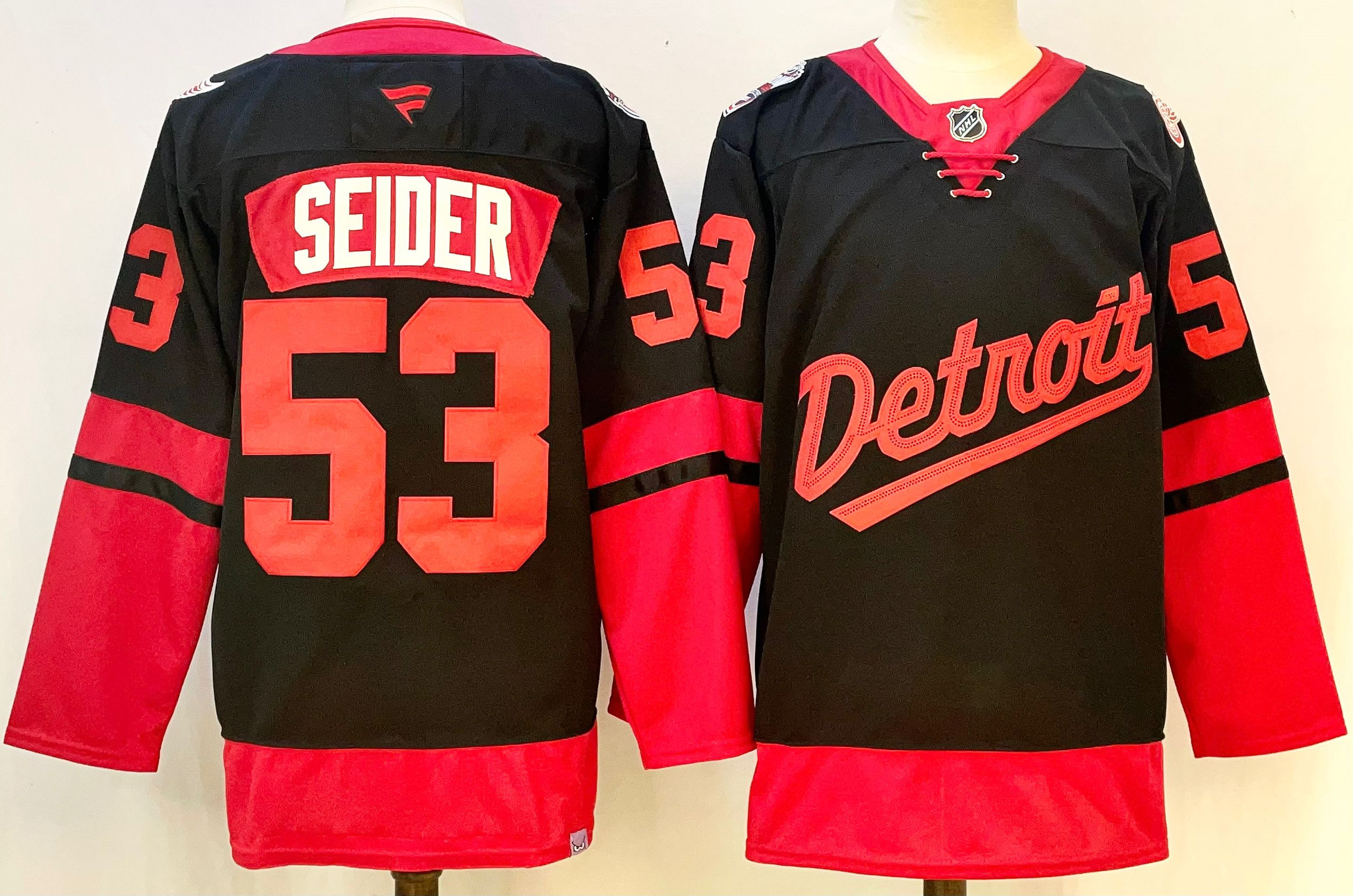 Men's Detroit Red Wings #53 Moritz Seider Black 2024-25 Stitched Jersey Men's Detroit Red Wings #53 Moritz Seider Black 2024-25 Stitched Jersey