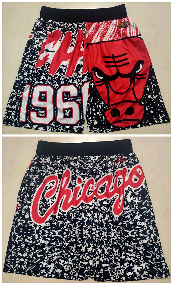 Men's Chicago Bulls Black Mitchell&Ness Shorts (Run Small) Men's Chicago Bulls Black Mitchell&Ness Shorts (Run Small)